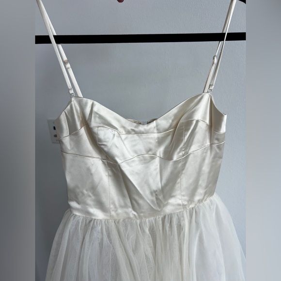 Gorgeous dress Reformation alouette flor de latte size 0 - Picture 14 of 14